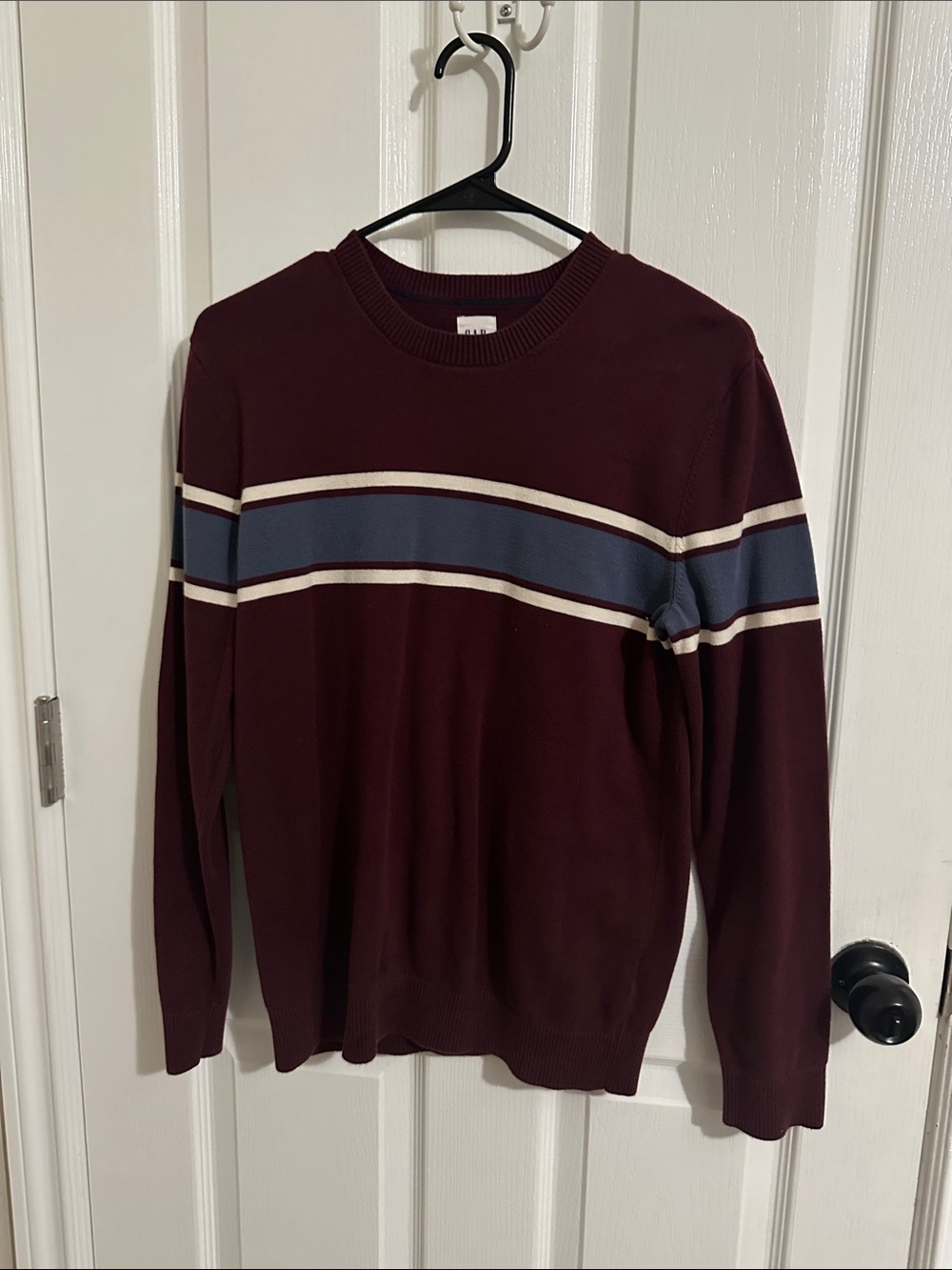 GAP Men's Crewneck Sweater in Burgundy with Blue & Cream Stripes